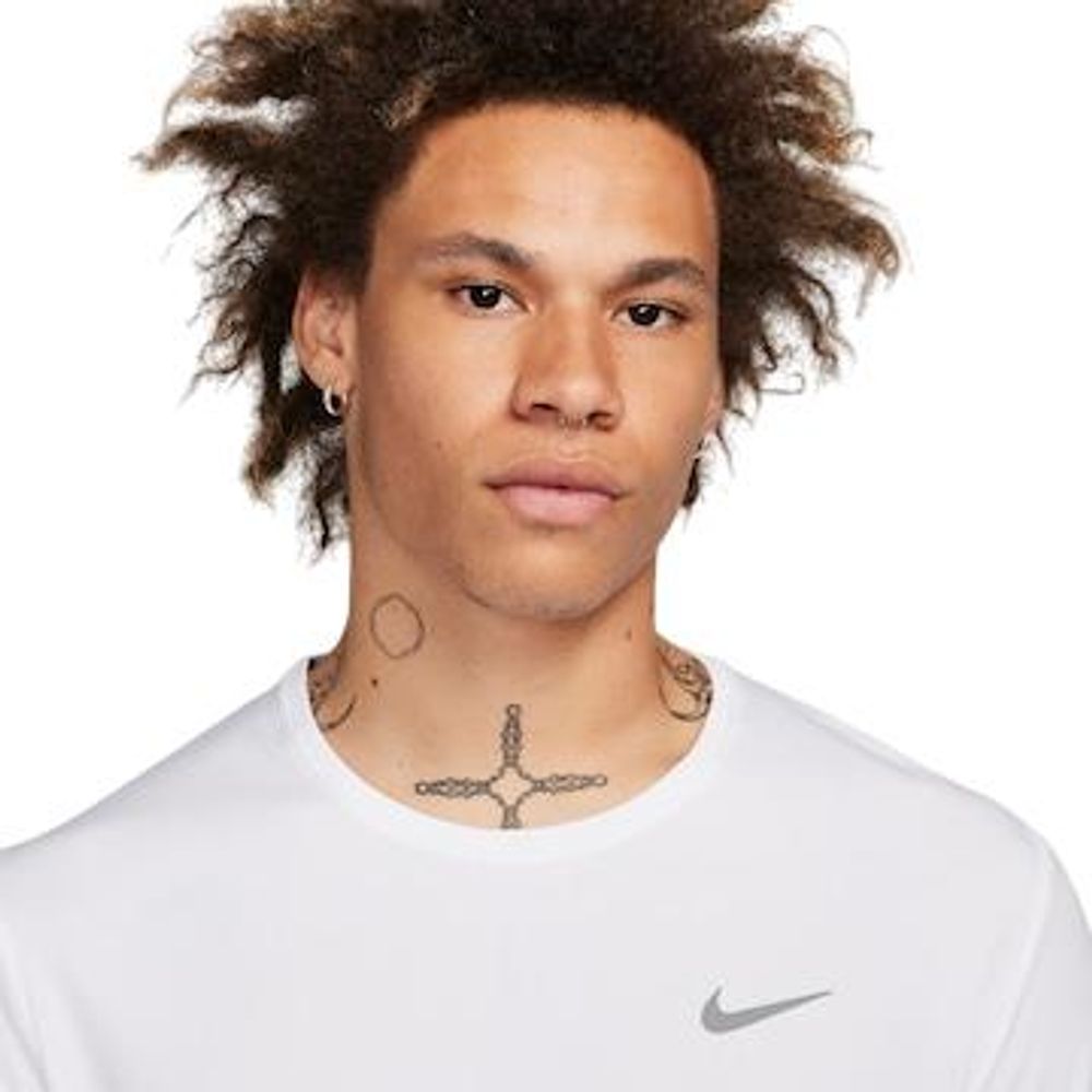 Camiseta-Nike-Dri-FIT-UV-Miler|-Masculina